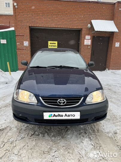 Toyota Avensis 1.6 МТ, 2001, 338 000 км