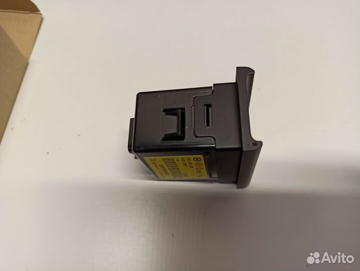 Разъём USB передней панели, KIA Sportage QL