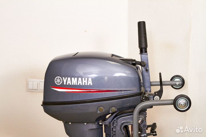 Лодочный мотор Yamaha 15fmhs витринный
