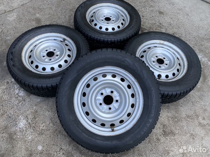Колеса renault duster 215.65.16 nokian nordman7