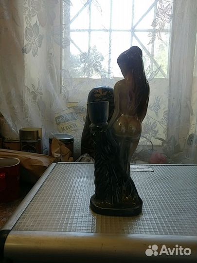 Обнаженная девушка.статуэтка в виде подцвечника