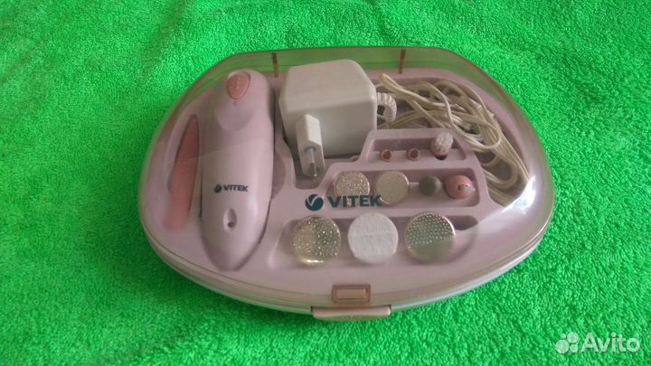 Набор для маникюра и педикюра Vitek