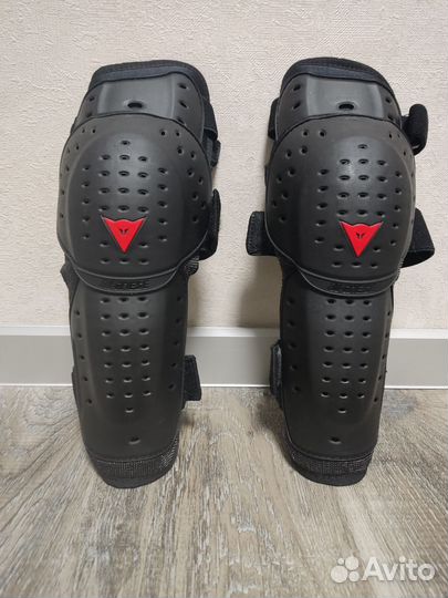 Наколенники dainese knee V E1 001 black