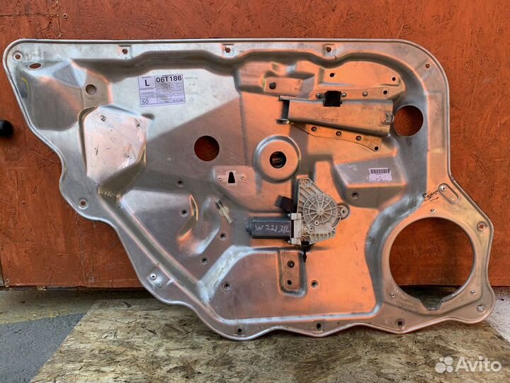 Стеклоподъемник Mercedes w221