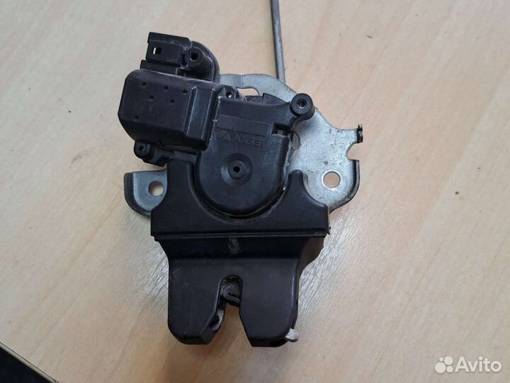 Замок крышка багажника mitsubishi lancer 10