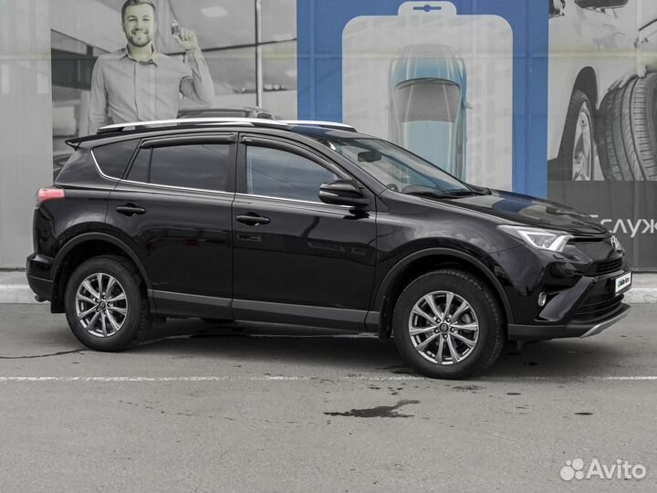 Toyota RAV4 2.2 AT, 2019, 67 331 км