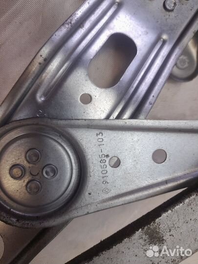 Стеклоподъёмник задний правый Рено Сценик 3