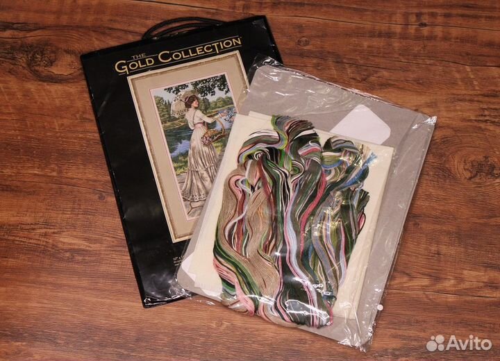 Набор вышивки Dimensions A Summer Stroll 3868