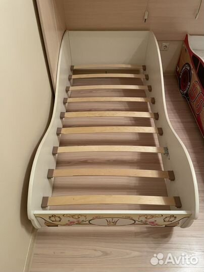 Кровать карета