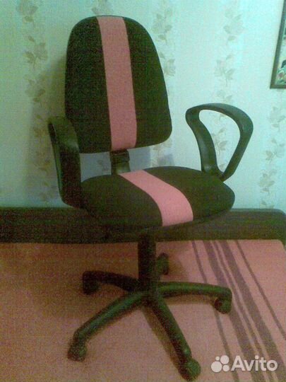 Офисное, (компьютерное) кресло