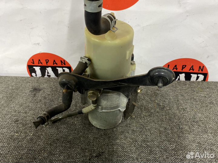 Насос гидроусилителя руля Mazda 3 BK