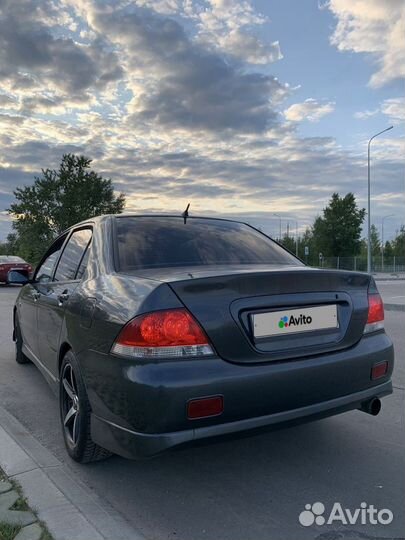 Mitsubishi Lancer 1.6 МТ, 2004, 245 000 км