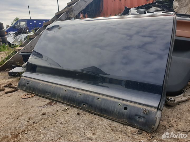 Дверь передняя правая vw touareg cayenne 955 957