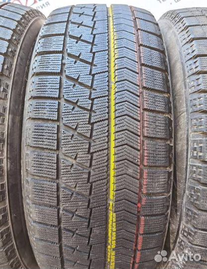 Bridgestone Blizzak VRX 205/55 R17 101V