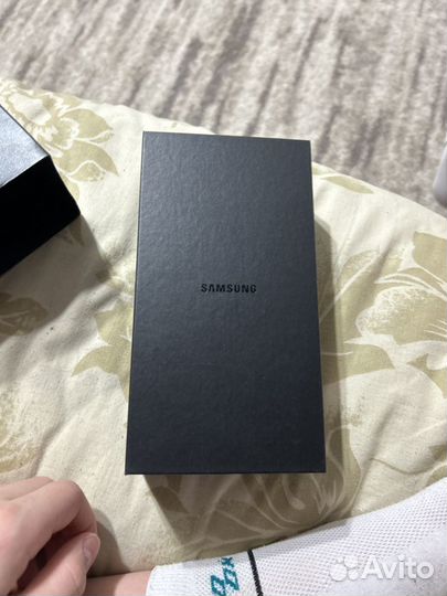 Коробка от телефона Samsung Galaxy S9+