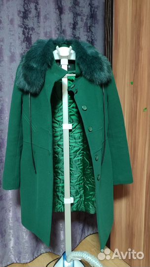 Пальто женское зимнее размер 42