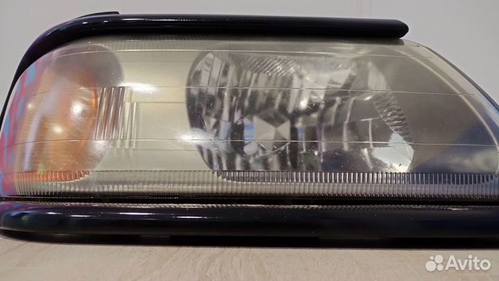 Фара правая Mitsubishi Montero Sport, K85W, K86W