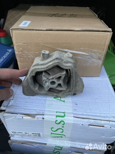 Подушка двигателя АКПП