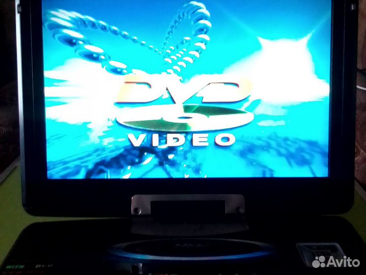 Портативный двд,тв, проигрыватель