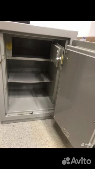 Сейф для денег