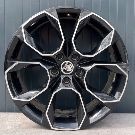 Литые диски Volkswagen 8×R18 5×112