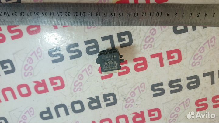 Датчик удара передний (AirBag) BK б/у Axela Mazda