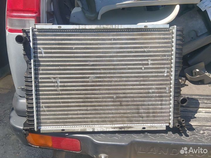 Радиатор лендровер дискавери2