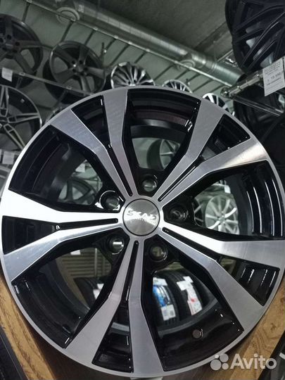 Диск литой R 16 5*114,3 ET38 67,1 Toyota Honda