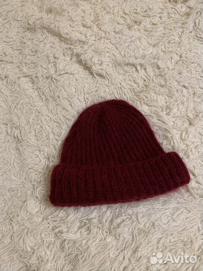 Вязаная шапка (ручная работа)
