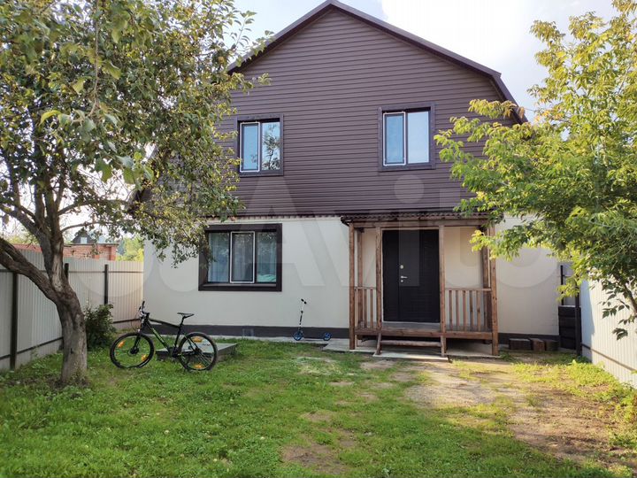 Дом 157 м² на участке 7 сот.