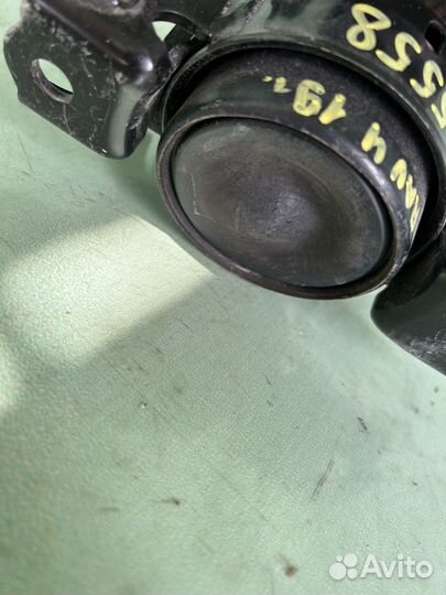 Подушка двигателя гибрид toyota rav 4 xa50