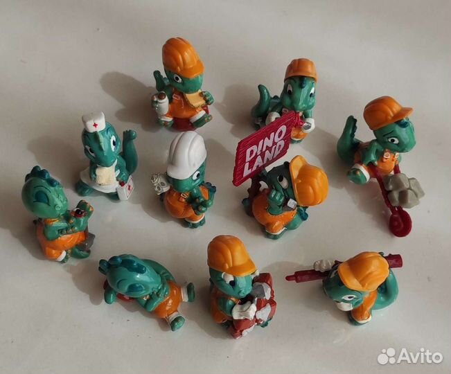 Игрушки из киндер сюрприза 90-х