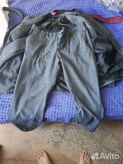 Костюм тройка