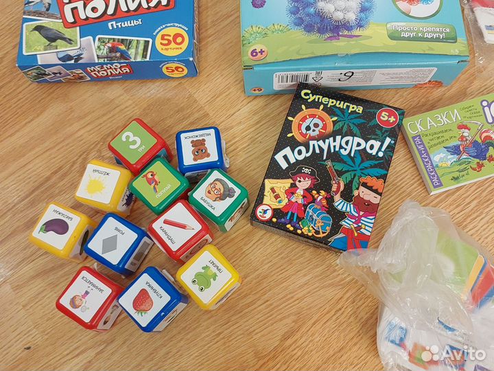 Развивающие игрушки пакетом 14 шт