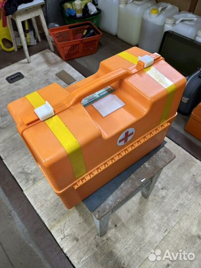 Ящик из под укладки врача