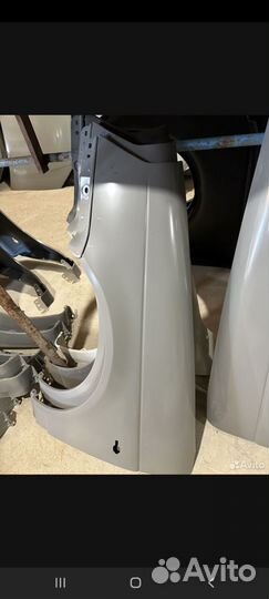 Крыло переднее priora