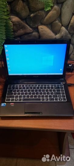 Ноутбук asus core i3