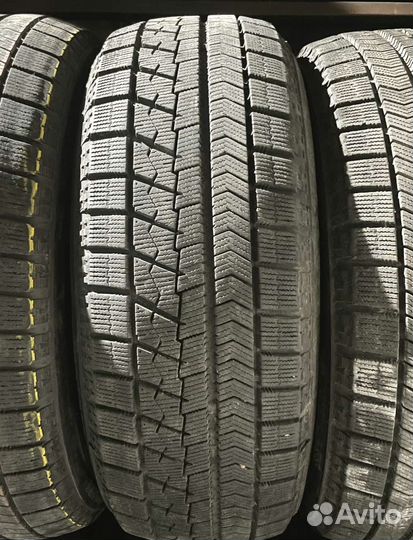 Bridgestone Blizzak VRX2 205/60 R16 90P