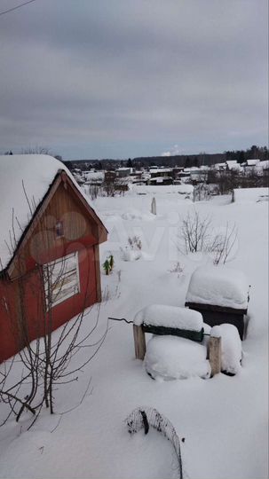 Дача 10 м² на участке 5 сот.