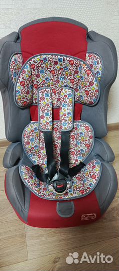 Детское автокресло