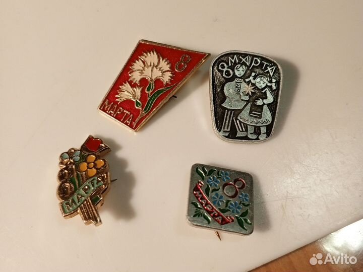 Значки СССР 8 марта