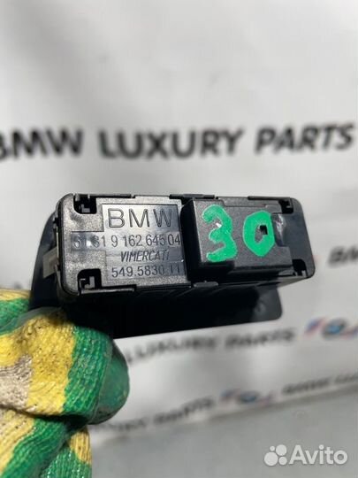 Кнопка открывания багажника Bmw 7 F01 N63B44