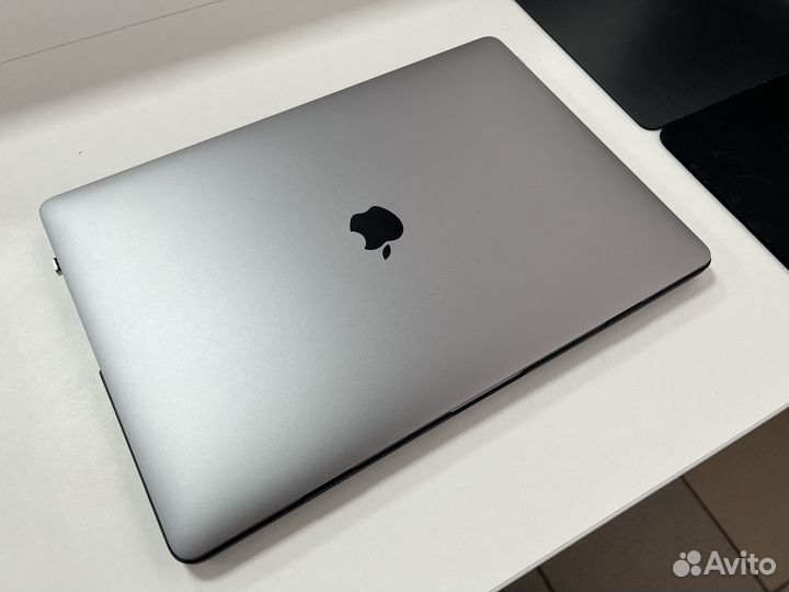 MacBook Pro 15 i9 32gb 2019