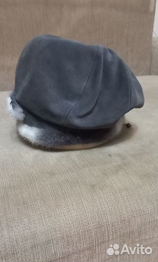 Берет женский зимний