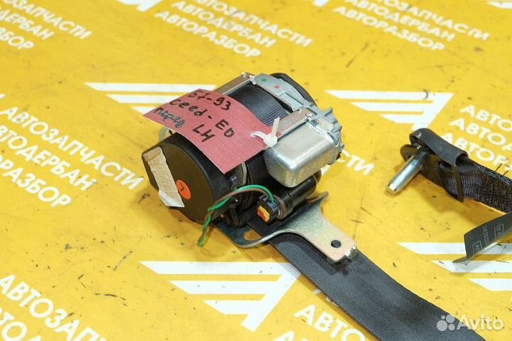 Ремень безопасности передний левый Kia Ceed ED