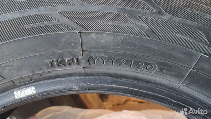 Yokohama Ice Guard IG55 215/60 R16