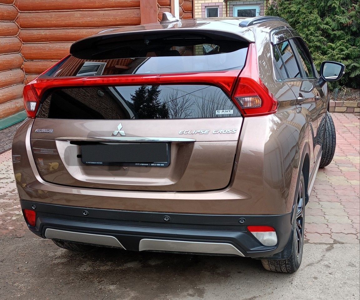 Mitsubishi Eclipse Cross: фото из отзыва