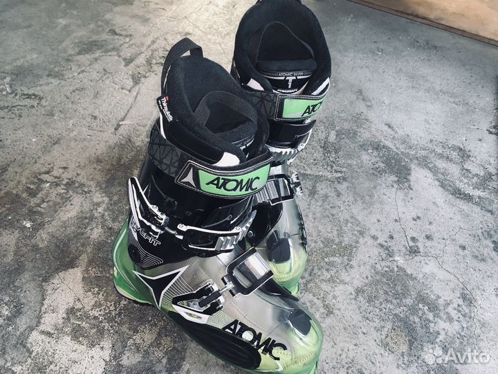 Горнолыжные ботинки 45 29см 100 atomic