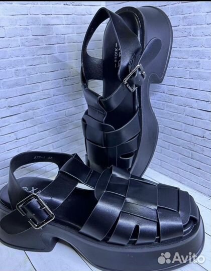 Женские босоножки (сандали) новые 39 размер