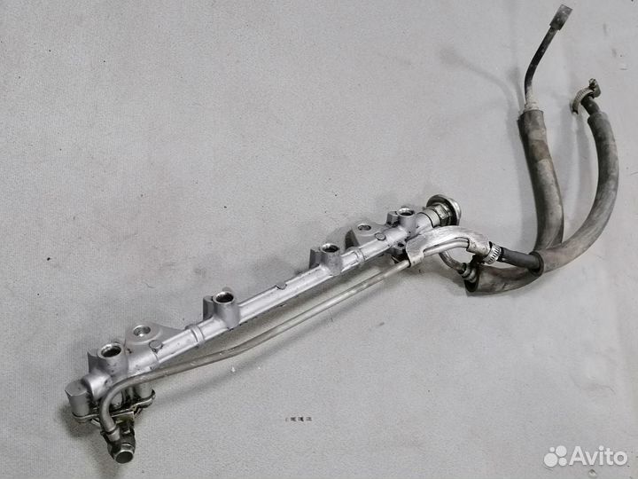 Топливная рейка без форсунок Toyota Corona ST190